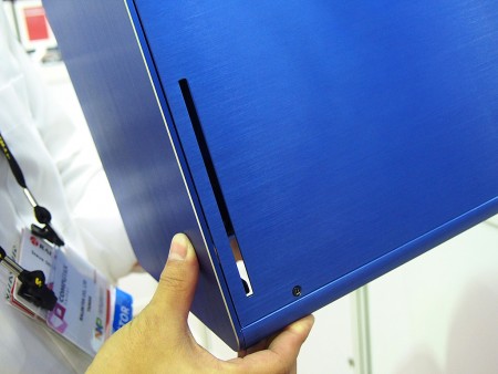 COMPUTEXで今夏発売予告のCube型MicroATXケース、RAIJINTEK「STYX」は9月発売予定