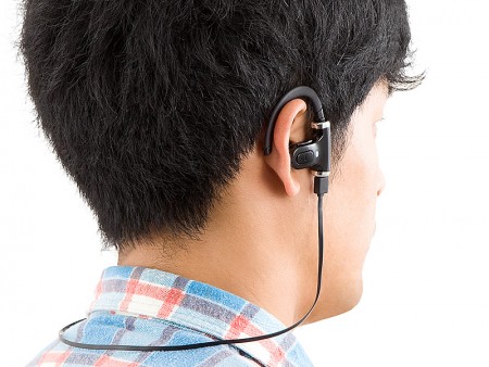 片耳でハンズフリー通話、両耳でステレオ音楽が楽しめるBluetooth 4.0ヘッドセット