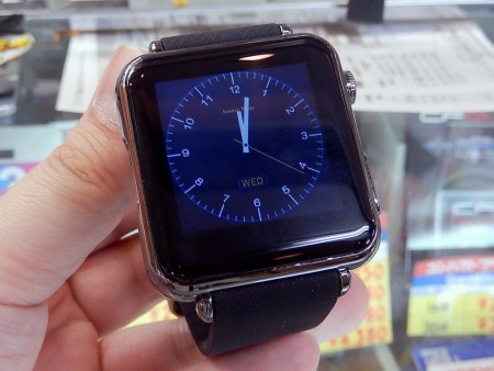 まるで Apple Watch 全身に怪しさ漂う 謎の中華スマートウォッチ サンプル が店頭に登場 エルミタージュ秋葉原