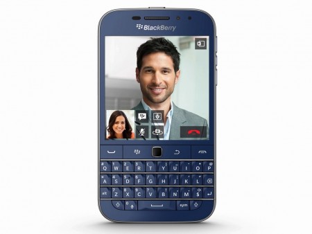 QWERTYキー＆トラックパッド搭載の「BlackBerry Classic」に限定色“Cobalt Blue”が登場