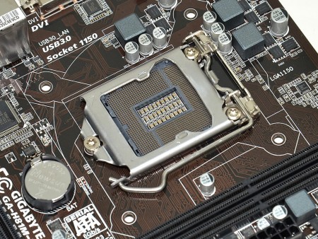 GIGABYTE GA-H81M デスクトップPC パーツまとめ OCもいける、GIGABYTE「GA-H81M-DS2V」とPentium G3258で組む低価格PC