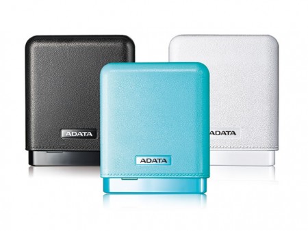 ADATA、容量10,000mAhで皮革外装のモバイルバッテリ「PV150 Power Bank」シリーズ