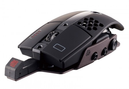 BMWデザインの有線＆無線両対応ゲーミングマウス、Tt eSPORTS「Level 10 M Hybrid Mouse」発売