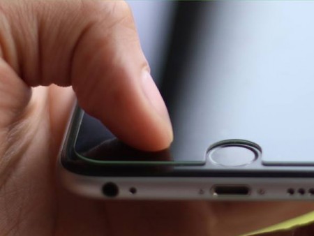 日本ポステック Iphone 6に 戻る ボタンを追加できる液晶保護シート Halo Back 取り扱い開始 エルミタージュ秋葉原