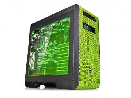 Thermaltake、「Core V51」に「Riing」ファン搭載のグリーンモデル追加