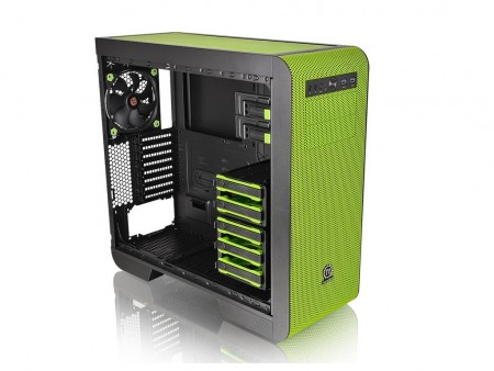 Thermaltake、「Core V51」に「Riing」ファン搭載のグリーンモデル追加