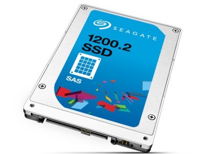 SeagateとMicron、読込1.8GB/secの2.5インチSAS 12Gbps SSD「1200.2 SAS SSD」シリーズ