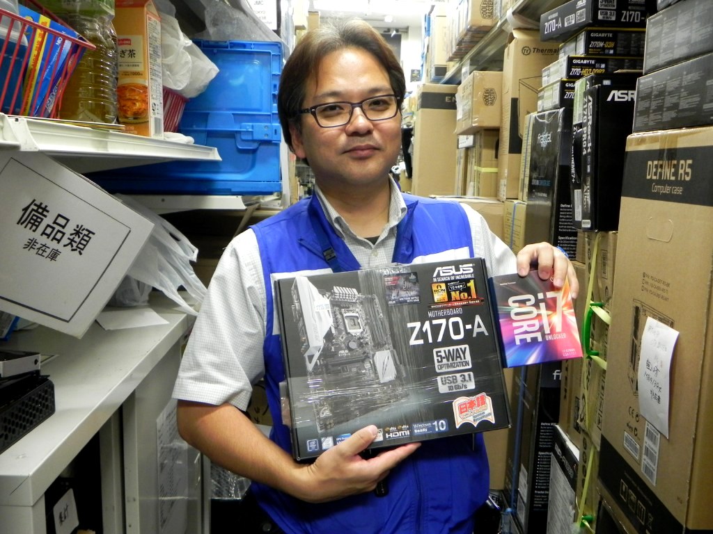 BUY MORE秋葉原本店の猪狩さん 