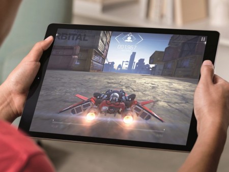12.9インチの巨大iPad「iPad Pro」がいよいよデビュー。11日（水）にオンライン発売、店頭は今週後半
