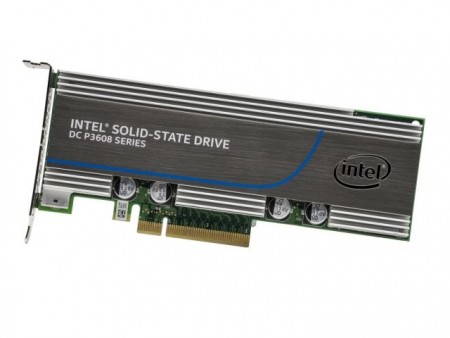ランダム85万IOPSのデータセンター向けNVMe SSD、Intel「SSD DC P3608」シリーズ