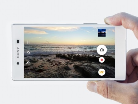 世界最速AFカメラ搭載、ソニーモバイル「Xperia Z5」がKDDIから10月下旬発売