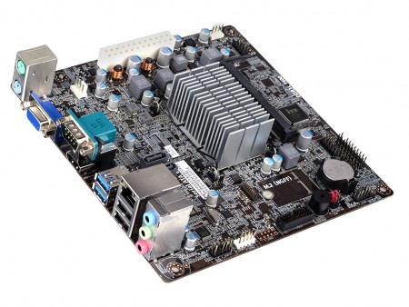 ECS、Braswell標準のファンレスMini-ITXマザーボード「BSWI-D2」シリーズ計3モデル