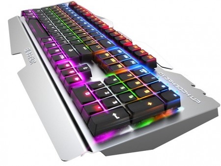 七色に光る防水・防塵のハイエンドメカニカルキーボード「GK2PRO」、BIOSTARから登場