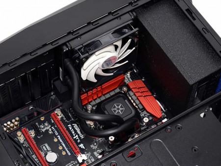 これで全てが分かる。SilverStone「RVX01」徹底解説 - エルミタージュ