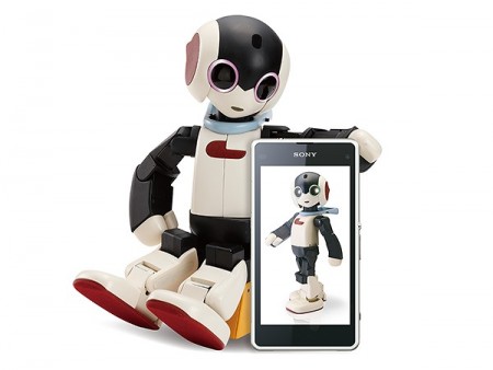 ソネットと人気ロボット「ロビ」がコラボ、格安スマホ「ロビスマホ」が限定1,000台で来月発売