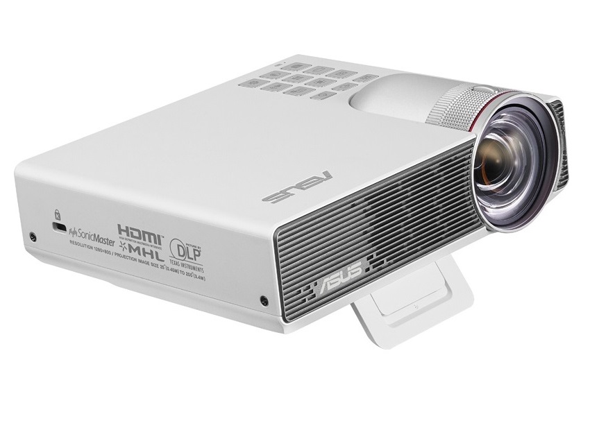 ASUS、約3時間のバッテリー駆動ができる小型モバイルプロジェクター