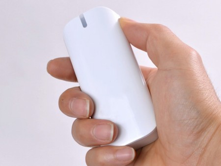 アラーム&コールでスマホ忘れを防止、4-in-1の多機能モバイルバッテリーがサンコーから