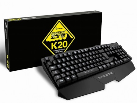 SHARKOON、3色イルミネーション装備のフルメタルゲーミングキーボード「SHARK ZONE K20」