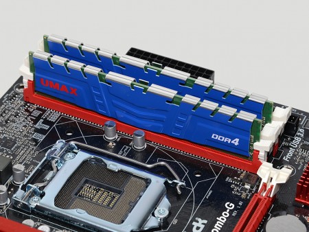 DDR4とDDR3どっちもOK！ASRock発、Skylake時代の“変態マザー”「H110M