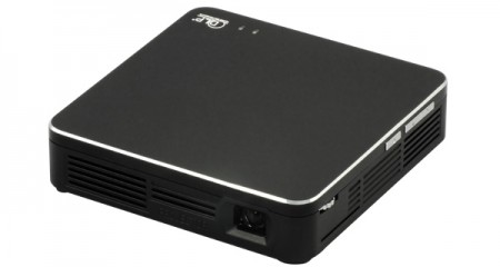 ラトック、Miracast対応の小型・軽量モバイルプロジェクター「RP-MP1」近日発売
