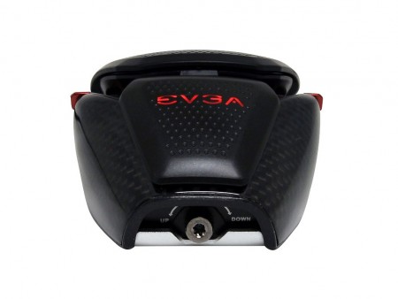 カーボンファイバー採用の高性能レーザーマウス「TORQ X10 Carbon」など、EVGA初のマウスシリーズ登場