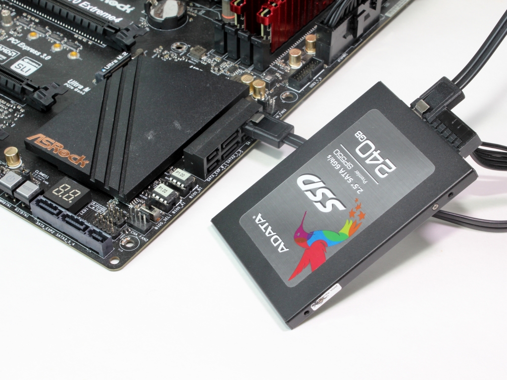 本格普及が進むTLC NAND SSD。その実力をADATA「Premier SP550」で徹底 
