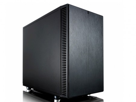 DIY水冷に特化したMini-ITX対応ミニタワー、Fractal Design「Define Nano S」15日発売