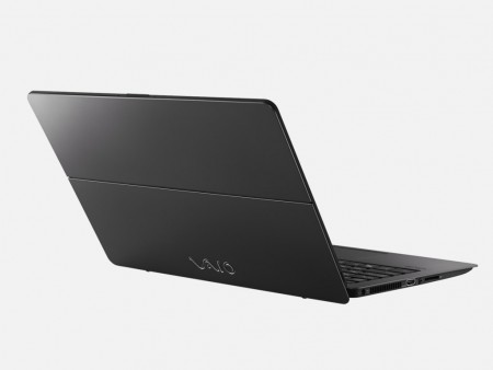 フラッグシップノート「VAIO Z」の最新モデル登場。フリップ＆クラムシェルの2タイプで来月発売