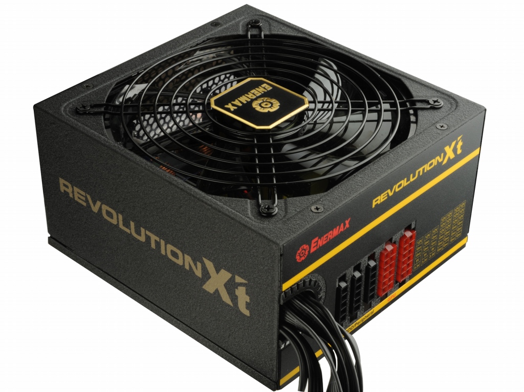 日本製105℃コンデンサ採用のGOLD認証電源、ENERMAX「Revolution-X't II