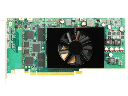 9画面同時出力に対応する1スロットグラフィックスカード、Matrox「C900 PCIe x16」