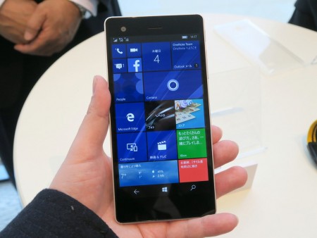 VAIOイズムをまとったWindows 10スマホの大本命「VAIO Phone Biz
