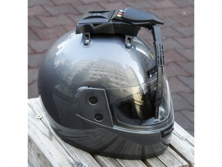 見栄えよりも実用性が勝る、上海問屋「ヘルメットワイパー」発売中