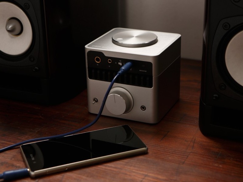 DDA-AMP1_800x600a.jpg