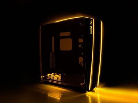 In-Win、LEDライティング機能を搭載するE-ATX対応新オープンフレームケース「H-Frame 2.0」