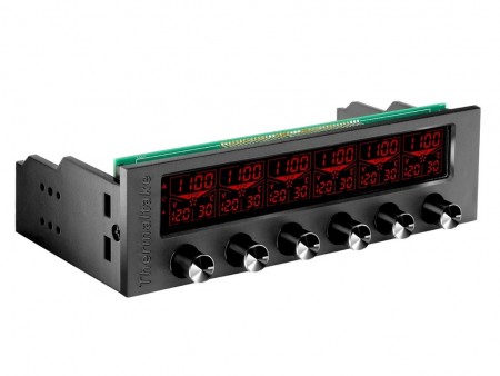 PCを鮮やかに彩る、16色のマルチカラー表示に対応。Thermaltakeの新型ファンコン「Commander F6 RGB」が今週発売