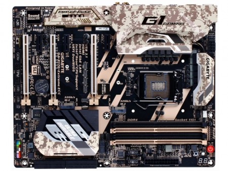 Thunderbolt 3搭載のXeon E3-1200 v5対応マザー、GIGABYTE「GA-X170-EXTREME ECC」