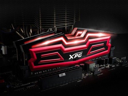 ケース内部を紅く照らす、LEDモジュール搭載の高速DDR4メモリ「XPG Dazzle」がADATAから