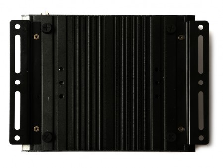 アスク、NVIDIA Jetson TX1ベースのファンレス小型システムを6月発売
