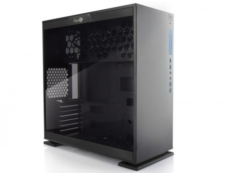 熱源分離構造と強化ガラスパネルを採用するミドルタワーケース、In Win「303」シリーズ