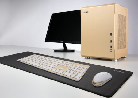 専用キーボード＆マウス同梱。“最もオープン”なCube型Mini-ITXケース「PC-Q34」がLian Liから発売