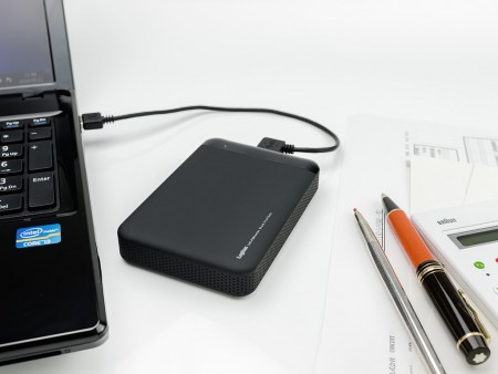 ロジテック、「WD Blue / Red」が選べるダブルセキュリティ対応USB3.0耐衝撃ポータブルHDD