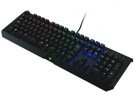 Razer、イルミネーション内蔵メカニカルキー「BlackWidow X Chroma」の日本語配列版発売