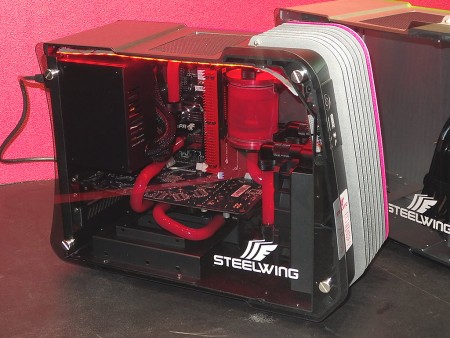 強化ガラスパネル採用のアルミニウム製MicroATXケース、ENERMAX