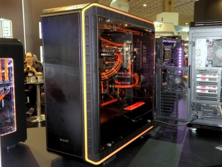 COMPUTEX】倒立配置にも変形するコンパーチブルフルタワー、be