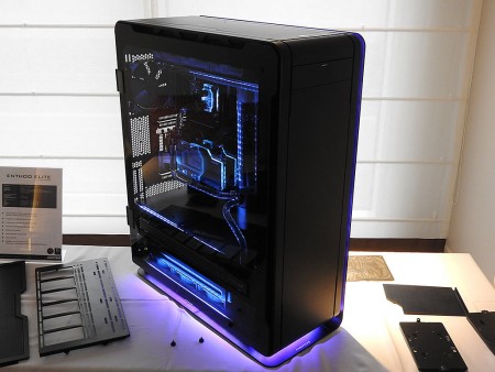 COMPUTEX】Phanteksの「Enthoo Elite」は史上最強のフルタワー