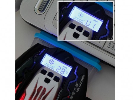上海問屋、ノートPCの熱を強制的に吸い出す温度計付きノートPCクーラー発売