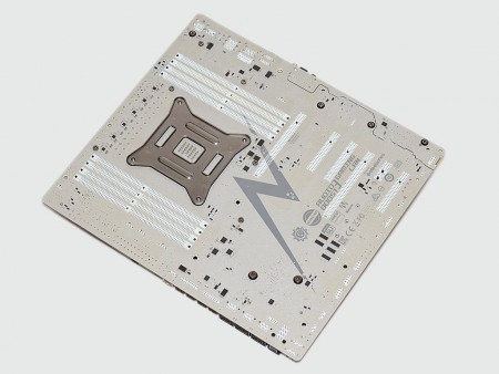 MSI「TITANIUM」シリーズから、Intel X99およびIntel Z170チップ搭載モデル2種登場