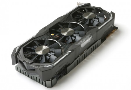 最高クラスのチューニングを施したGTX 1080 / 1070、ZOTAC「AMP Extreme」7月1日発売