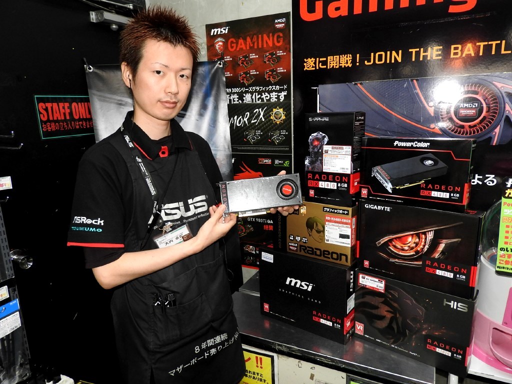 TSUKUMO eX.の大内さん。ちなみにメインマシンはGeForce GTX 980TiのSLI構成