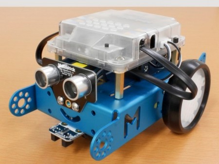 夏休みの自由研究にピッタリ。組み立て型知育ロボット「mBot組み立てキット」上海問屋から